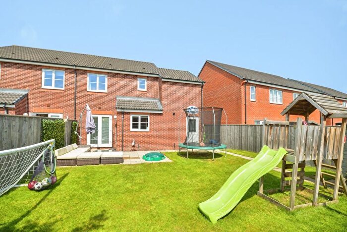 4 Bedroom Detached House For Sale In Sculptor Crescent, Stockton-On-Tees, TS18