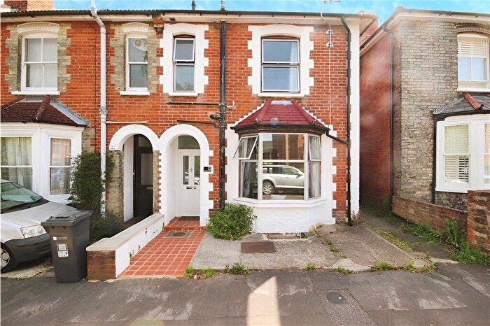 5 Bedroom End Of Terrace House To Rent In Sandfield Terrace, Guildford, Surrey, GU1