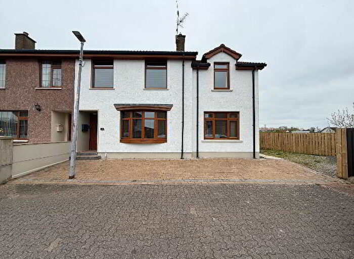 5 Bedroom Semi-Detached House For Sale In Lindsay Ville, Magherafelt, BT45