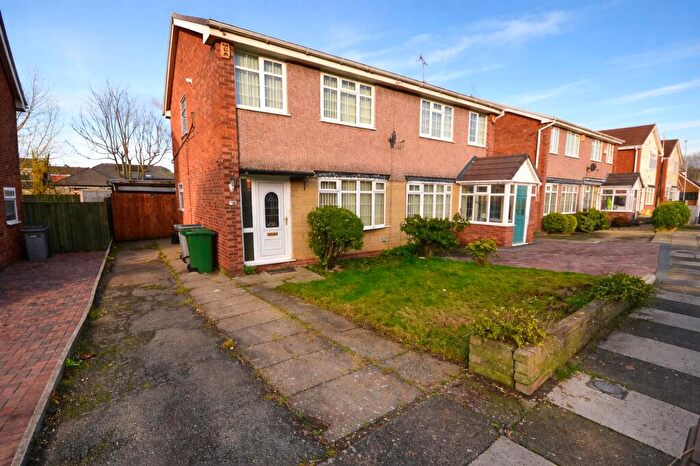 3 Bedroom Semi Detached House For Sale In Kingfisher Way, Wirral, CH49