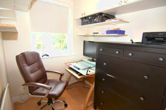 3 Bedroom House To Rent In Kingston Upon Thames, Surrey, Uk, KT1