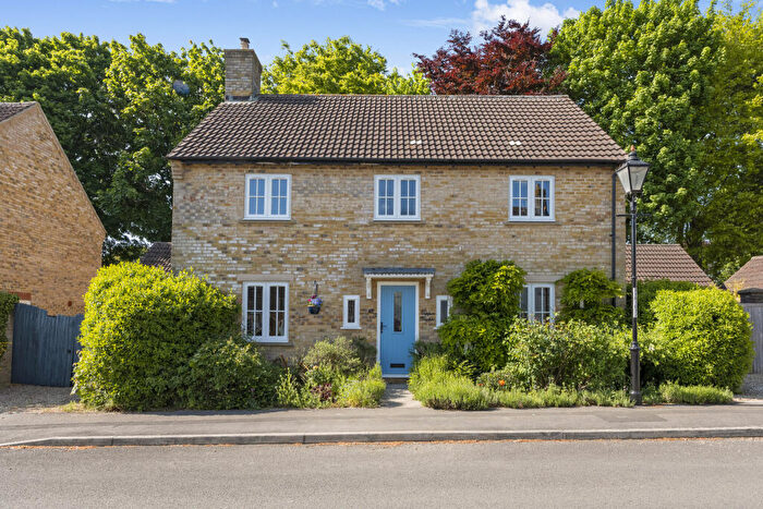 5 Bedroom Detached House For Sale In Granville Way, Sherborne, DT9