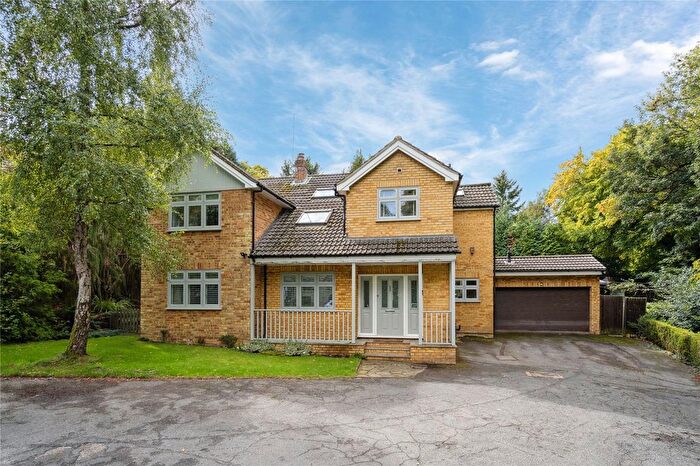 4 Bedroom Detached House For Sale In Long Park Way, Amersham, Buckinghamshire, HP6