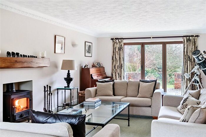 5 Bedroom Detached House For Sale In Tudor Close, Pulborough, W Sussex, RH20