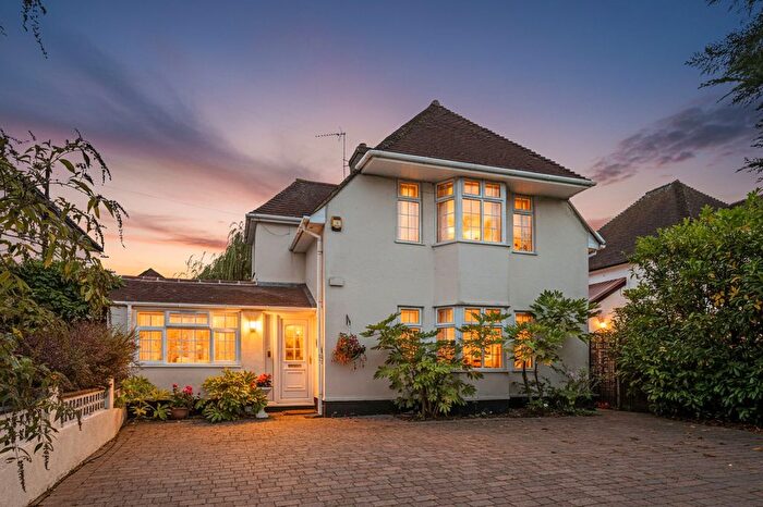 5 Bedroom Detached House For Sale In Eastcote Road, Ruislip, HA4