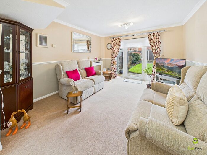 2 Bedroom Terraced House For Sale In Timothy Close, Bexleyheath, DA6