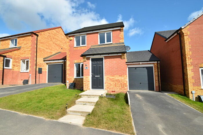 3 Bedroom Detached House For Sale In Brass Thill Way, Greencroft, Stanley, DH9