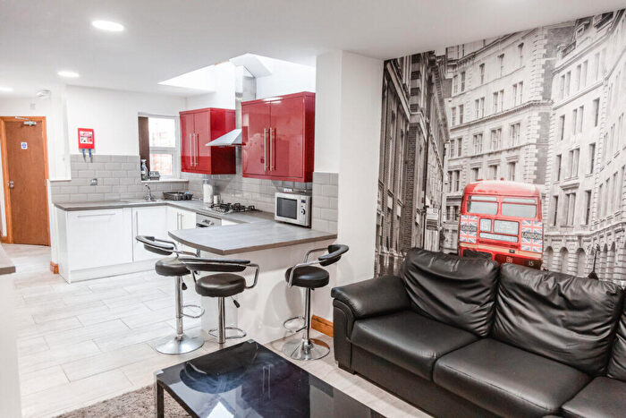 6 Bedroom House To Rent In Hubert Road, Selly Oak, Birmingham, B29