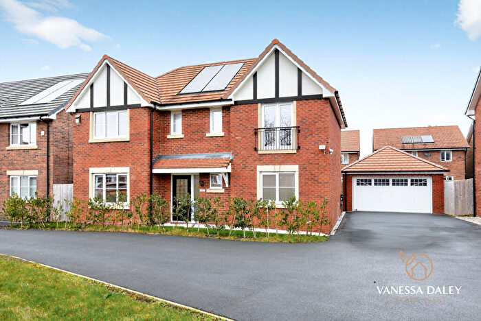 5 Bedroom Detached House For Sale In Cardwell Crescent, Preston, PR3