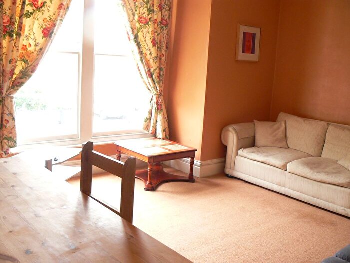 4 Bedroom Semi-Detached House To Rent In Kingsley Road, Bristol, BS6