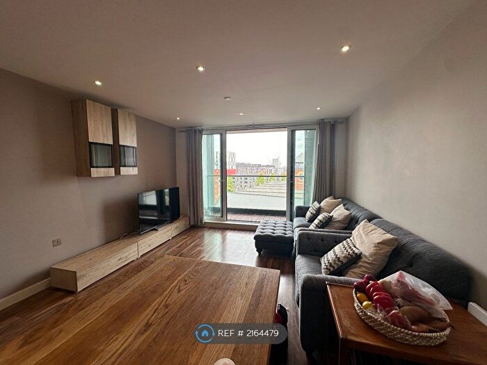 2 Bedroom Flat To Rent In Munday Street, Manchester, M4