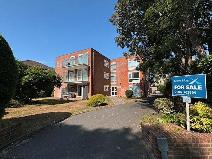2 Bedroom Apartment For Sale In Grosvenor Road, Westbourne, BH4