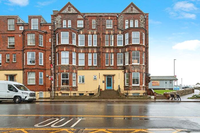 2 Bedroom Flat For Sale In Prince Of Wales Road, Cromer, NR27