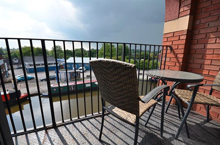 2 Bedroom Flat To Rent In Cameron Wharf, Newcastle Street, Stone, ST15