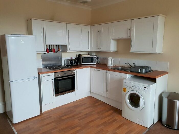2 Bedroom Flat To Rent In Arbroath Road, East End, Dundee, DD4