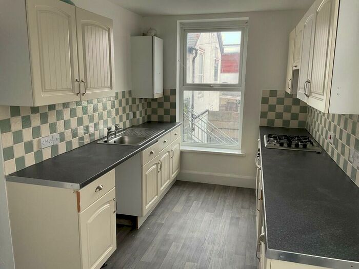 1 Bedroom Flat To Rent In Belle Vue, Bude, EX23