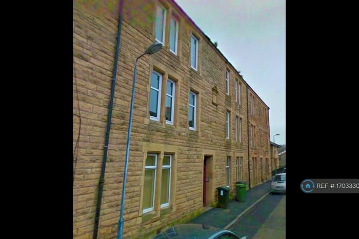 2 Bedroom Flat To Rent In The Hedges, Camelon, Falkirk, FK1