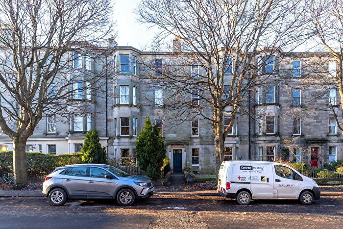 2 Bedroom Apartment To Rent In Gladstone Terrace, Edinburgh, Midlothian, EH9