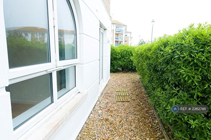 1 Bedroom Flat To Rent In Britannia Court, Brighton Marina Village, Brighton, BN2