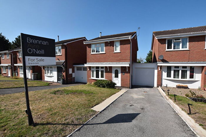 3 Bedroom Link Detached House For Sale In Statham Road, Bidston, CH43