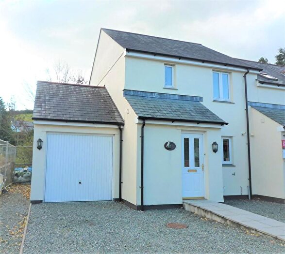 2 Bedroom Semi Detached House To Rent In Priory Mews, Launceston, PL15