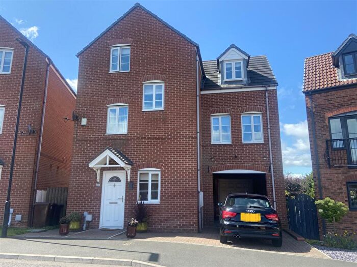 4 Bedroom Detached House For Sale In Bayfield, West Allotment, Newcastle Upon Tyne, NE27