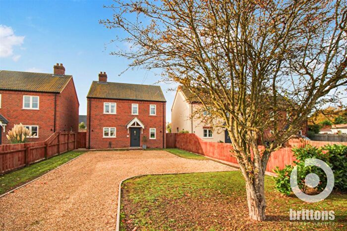 4 Bedroom Detached House For Sale In Bonnetts Lane, Marshland St. James, Wisbech, PE14