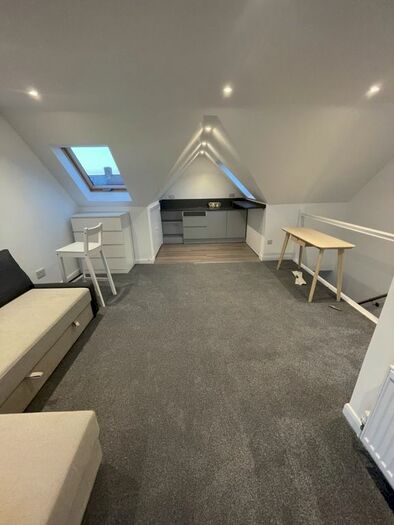 Studio To Rent In Buckhurst Avenue, Carshalton, SM5