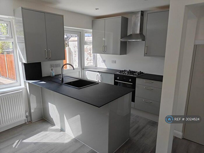 3 Bedroom Terraced House To Rent In Whitby Road, Harrow, HA2