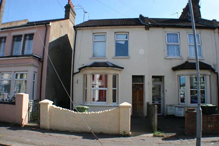1 Bedroom Flat To Rent In Guildford Road, Southend-on-Sea, SS2