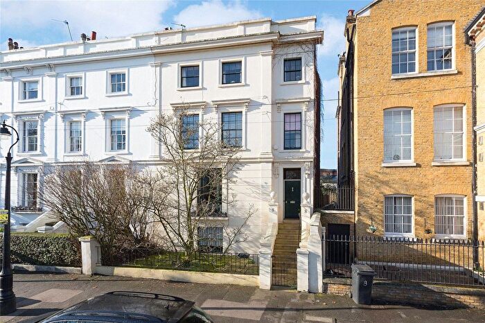1 Bedroom Flat To Rent In Grafton Square, London, SW4