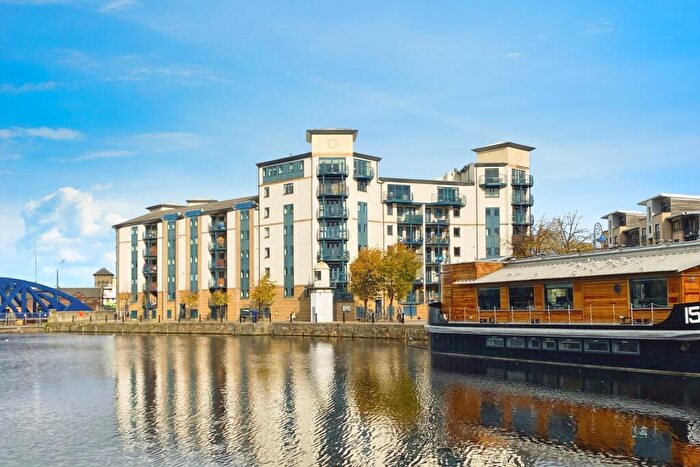 2 Bedroom Flat To Rent In Tower Place, Leith, Edinburgh, EH6