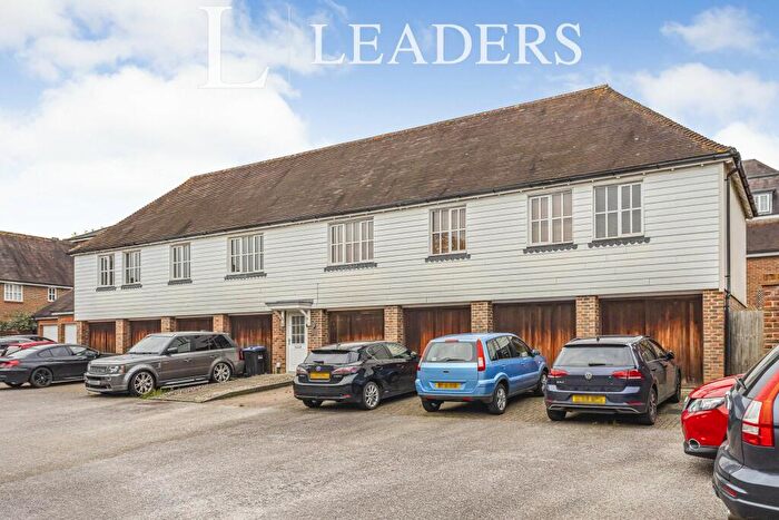 2 Bedroom Flat To Rent In Weavers Mead, Bolnore Village, RH16