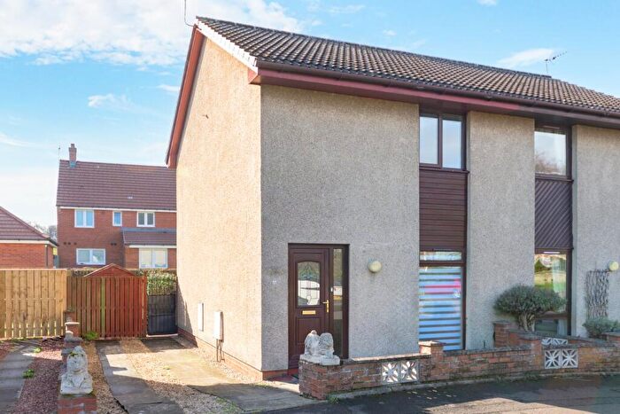 2 Bedroom Semi-Detached House For Sale In Kinacres Grove, Bo'ness, EH51