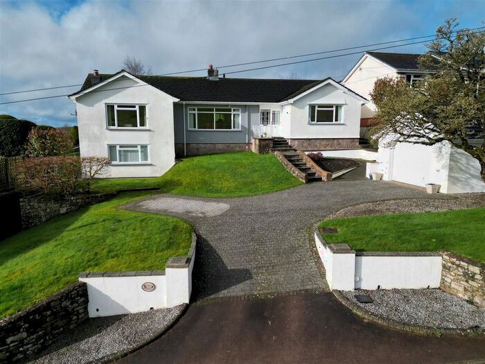 4 Bedroom Bungalow For Sale In Greenfold, St Arvans, Chepstow, NP16