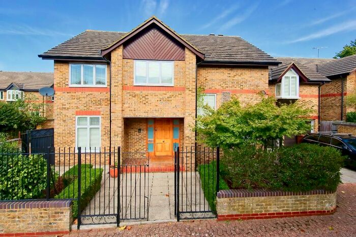 5 Bedroom Detached House To Rent In Rokeby Place, West Wimbledon, SW20
