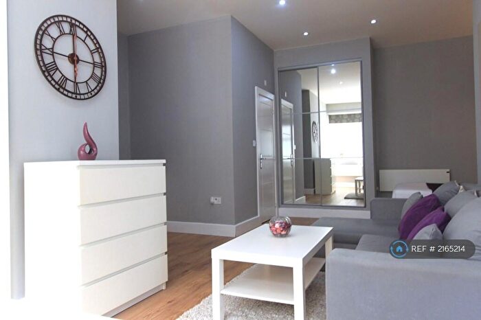 Studio To Rent In Dudley Street, Luton, LU2