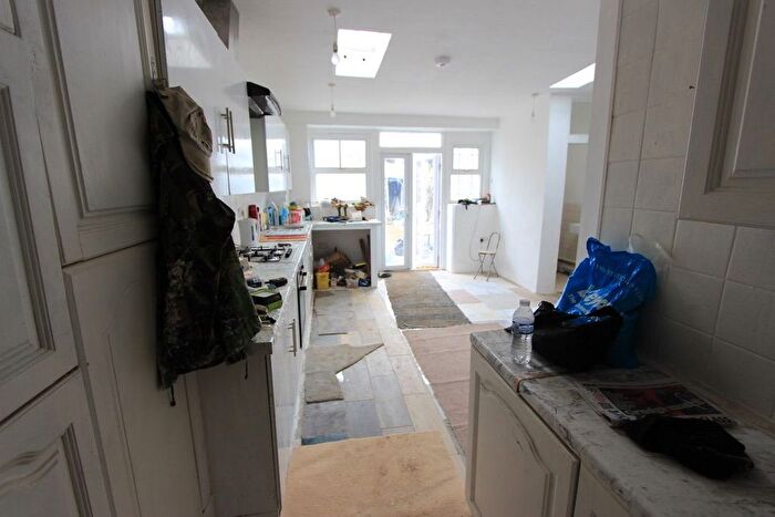 4 Bedroom End Terrace House To Rent In Alma Road, Enfield, EN3