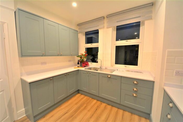 5 Bedroom House To Rent In Durham Road, London, N2