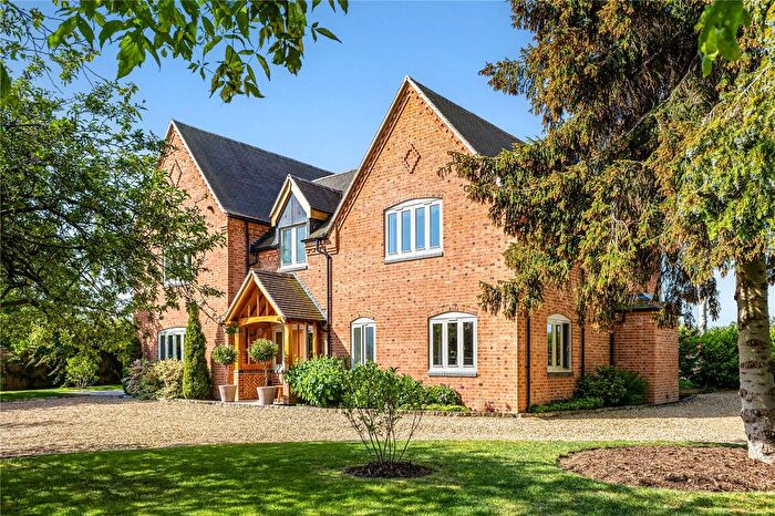 4 Bedroom Detached House For Sale In Brook View, Cropthorne, Pershore, Worcestershire, WR10