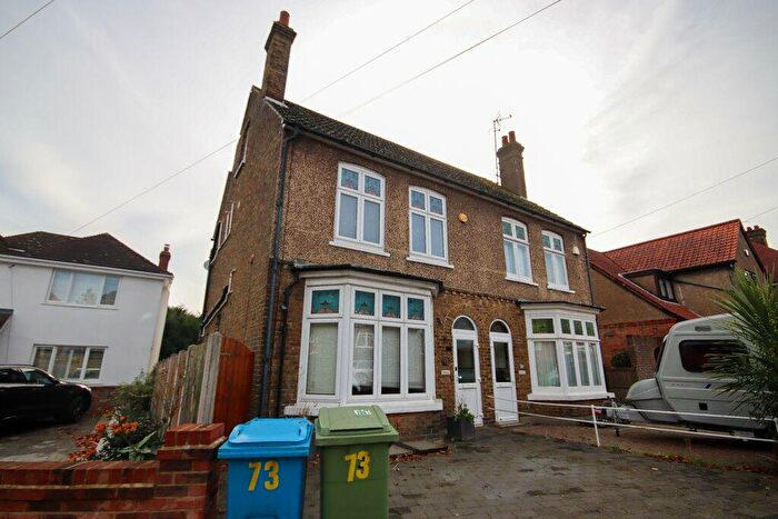 Semi-Detached House To Rent In Borden Lane, Sittingbourne, ME10