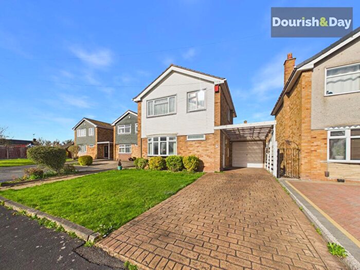 3 Bedroom Detached House For Sale In Bracken Close, Stafford, ST16