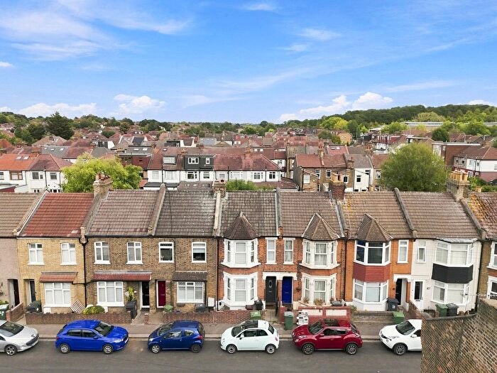 3 Bedroom Terraced House To Rent In Chivers Road, London, E4