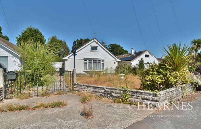 2 Bedroom Detached Bungalow For Sale In Melbury Close, Ferndown, BH22
