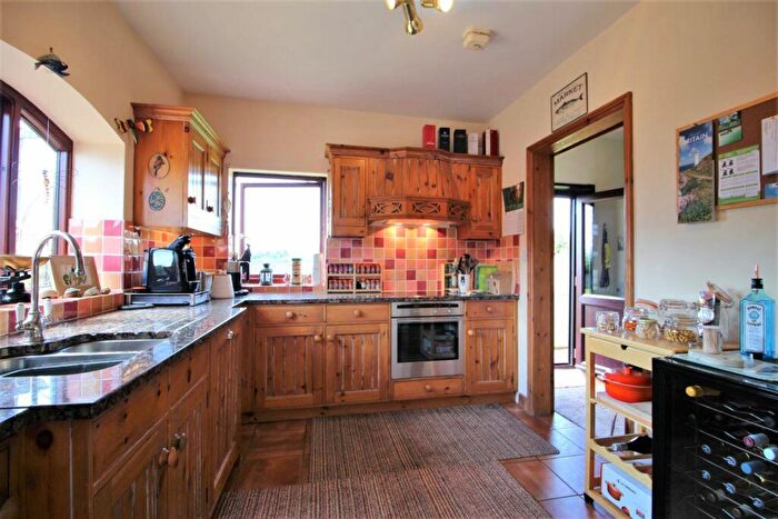 2 Bedroom Bungalow To Rent In Brockhall Road, Flore -, NN7