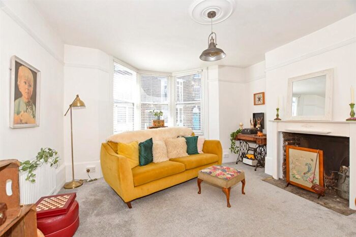 4 Bedroom Terraced House For Sale In Plains Of Waterloo, Ramsgate, Kent, CT11