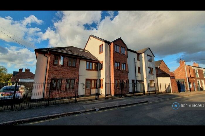 1 Bedroom Flat To Rent In Knighton Lane, Leicester, LE2