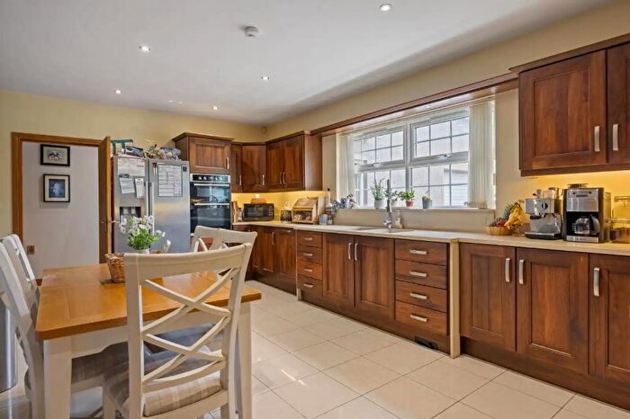 4 Bedroom Detached House For Sale In Bridge Road, Ballymena, BT44