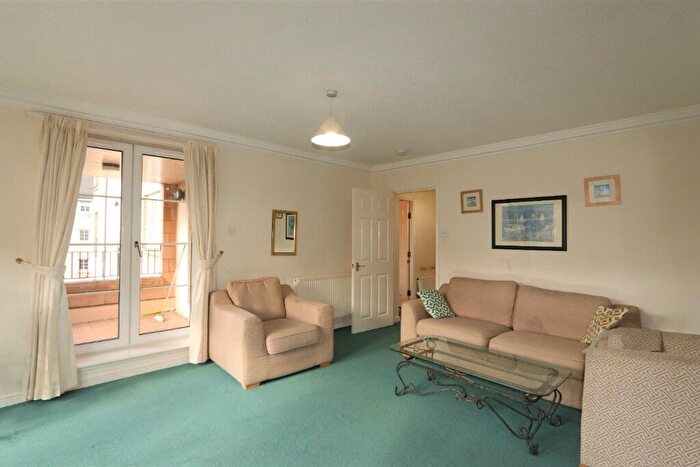 2 Bedroom Flat To Rent In Roseburn Maltings, Edinburgh, EH12