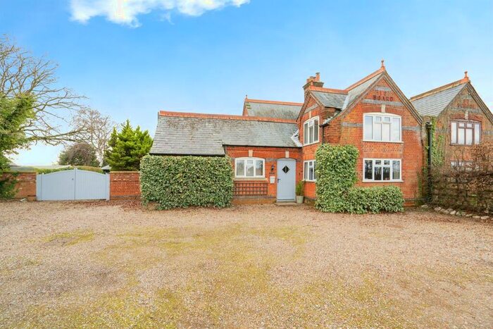 4 Bedroom House For Sale In Norwich Road, Edgefield, Melton Constable, NR24